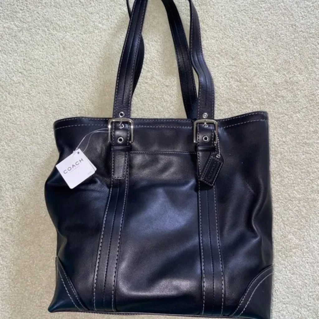 Coach Black Leather Hamptons Tote
